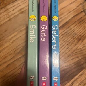 Graphic Novels Set: Smile, Guts, Sisters